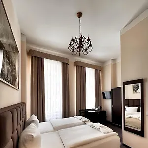 Отель Upper Kurfuerstendamm, Берлин