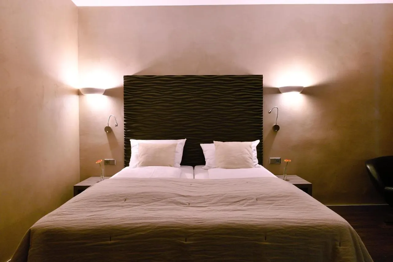 Artim Hotel Berlin 4*,